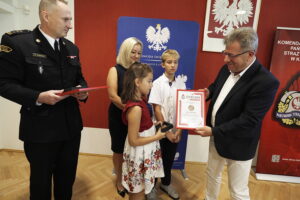 28.08.2025. Kielce. Wręczenie odznak Iuvenis Forti / Fot. Jarosław Kubalski - Radio Kielce