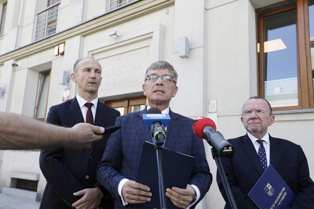 Województwo straciło miliony złotych. Przedstawiciele PiS obwiniają byłego wicemarszałka - Radio Kielce