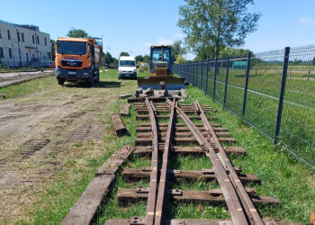 6.08.2025 Umianowice. Rozpoczęły się prace remontowe na drugim odcinku kolejki wąskotorowej. / Fot. ZŚiNPK