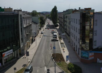 Na ulicy Paderewskiego wróciły ruch i komunikacja zbiorowa