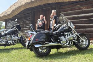 10/08.2025. Tokarnia. 19. MotoPiknik, czyli Świętokrzyski Zlot Motocykli i Pojazdów Zabytkowych / Fot. Magdalena Ludwinek - Radio Kielce