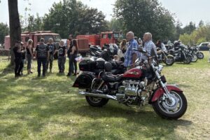 10/08.2025. Tokarnia. 19. MotoPiknik, czyli Świętokrzyski Zlot Motocykli i Pojazdów Zabytkowych / Fot. Magdalena Ludwinek - Radio Kielce