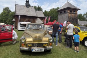 10/08.2025. Tokarnia. 19. MotoPiknik, czyli Świętokrzyski Zlot Motocykli i Pojazdów Zabytkowych / Fot. Magdalena Ludwinek - Radio Kielce