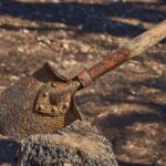 Kolekcja zabytkowych łopat