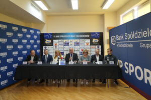 6.08.2025 Konferencja prasowa. Prezentacja zawodników KS Bank Spółdzielczy Orlicz 1924 Suchedniów / Fot. Aleksandra Kwaśniewska - Radio Kielce