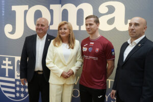 6.08.2025 Konferencja prasowa. Prezentacja zawodników KS Bank Spółdzielczy Orlicz 1924 Suchedniów / Fot. Aleksandra Kwaśniewska - Radio Kielce