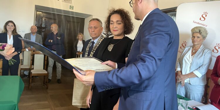 27.08.2025. Sandomierz. Sesja rady miasta / Fot. Grażyna Szlężak - Radio Kielce
