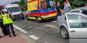 Zderzenie trzech pojazdów na drodze krajowej