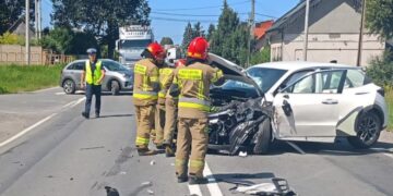 Utrudnienia na drodze krajowej 42 w Wąchocku