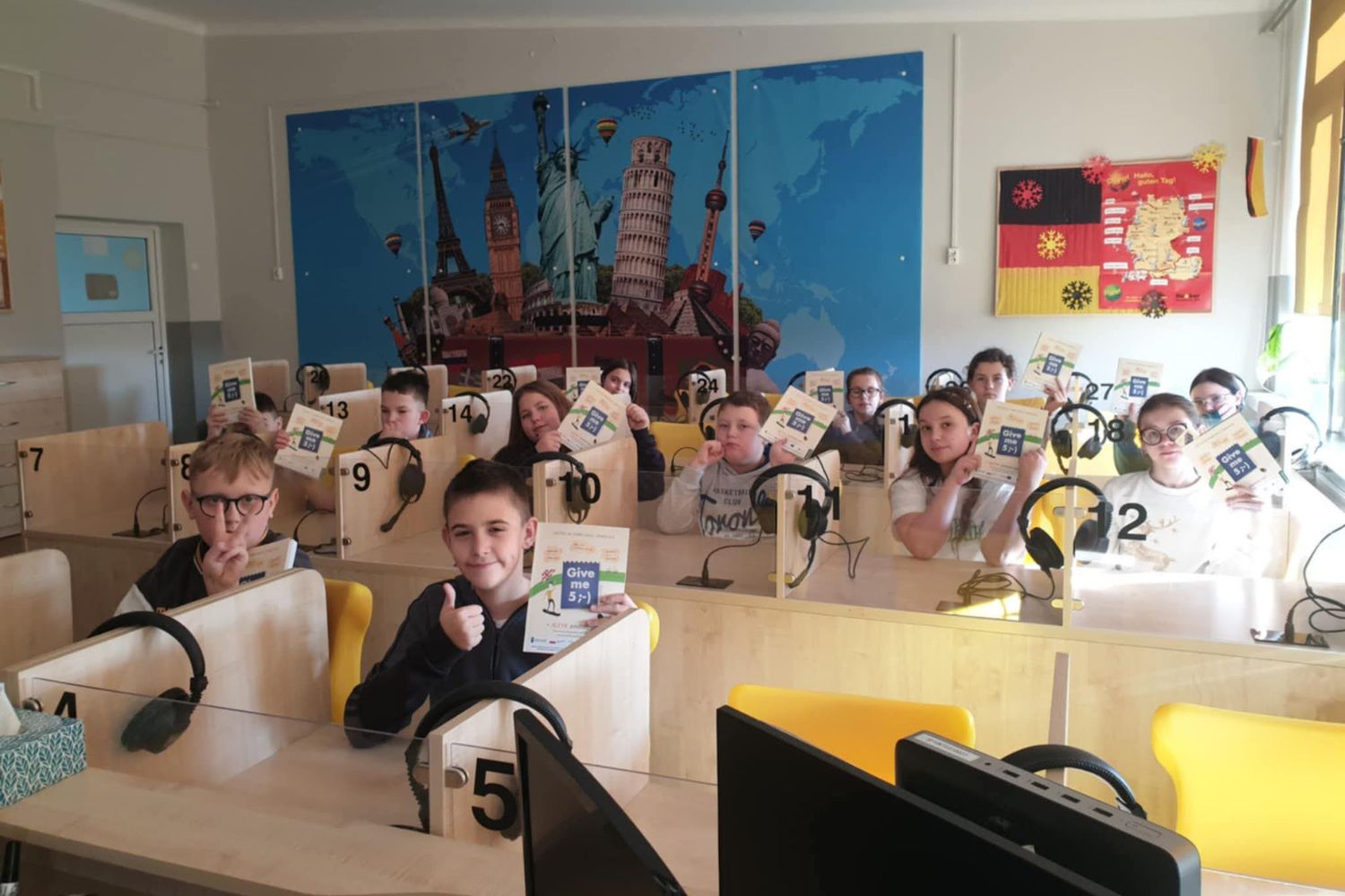 Cztery szkoły ze Starachowic wezmą udział w projekcie edukacyjnym - Radio Kielce Fot. Marek Materek - Facebook