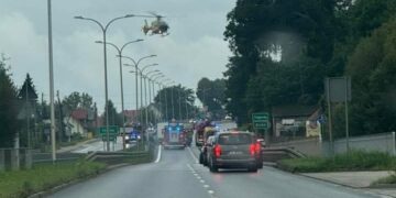 Zderzenie trzech pojazdów. W akcji helikopter LPR