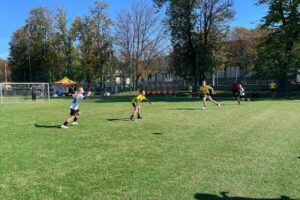 27.09.2025. Kielce. Turniej piłkarski zorganizowany przez Stowarzyszenie Kibiców „Zjednoczona Korona” / Fot. Rafał Szymczyk - Radio Kielce