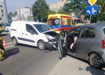 Pijany doprowadził do wypadku. Trzy osoby ranne