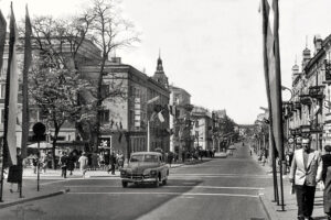 Kielce. Ulica Sienkiewicza. 1961 r. / źródło: fotopolska.eu