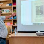 Kielce. Pedagogiczna Biblioteka Wojewódzka. O historii budynku, w którym dziś mieści się Pedagogiczna Biblioteka Wojewódzka opowiadał Dariusz Kalina / Fot. PBW