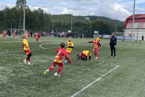 28.09.2025. Nowiny. Turniej piłkarski „Nordkalk Wapno Cup” / Fot. Kamil Król - Radio Kielce