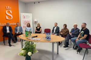 04.09.2025. Sandomierz. Miejska Biblioteka Publiczna. Konferencja nt. II Międzypokoleniowego Festiwalu Literackiego Generacja Słowa / Fot. Grażyna Szlęzak - Radio Kielce