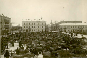 Kielce. Plac Wolności. 3 kwietnia 1916 r. / źródło: fotopolska.eu