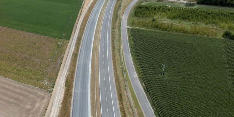 Zapadła ważna decyzja w sprawie budowy drogi ekspresowej S74 - Radio Kielce Budowa obwodnicy Opatowa w ciągu dróg krajowych nr 9 i 74 (S74) / źródło: obwodnicaopatowa.pl