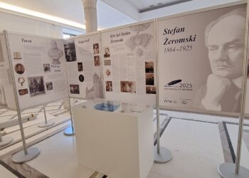 Warszawa. Sejm. wernisaż wystawy „Stefan Żeromski 1964-1925” / Fot. autorka ekspozycji Sylwia Zacharz