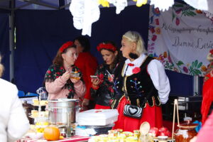 28.09.2025. Ciekoty. V Festiwal Smaków Babiego Lata / Fot. Wiktor Taszłow - Radio Kielce