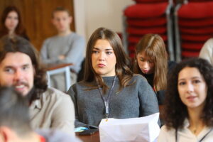 29.09.2025. Kielce. Powitanie studentów z krajów Europy, Azji i Ameryki Północnej na Uniwersytecie Jana Kochanowskiego / Fot. Wiktor Taszłow - Radio Kielce