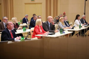 29.09.2025. Kielce. Sesja Sejmiku Województwa Świętokrzyskiego / Fot. Wiktor Taszłow - Radio Kielce