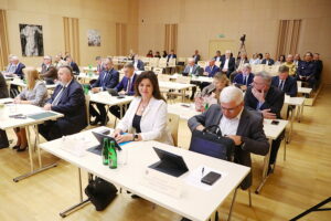 29.09.2025. Kielce. Sesja Sejmiku Województwa Świętokrzyskiego / Fot. Wiktor Taszłow - Radio Kielce