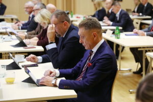 29.09.2025. Kielce. Sesja Sejmiku Województwa Świętokrzyskiego / Fot. Wiktor Taszłow - Radio Kielce