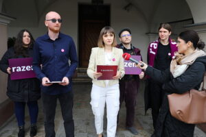 30.09.2025. Kielce. Konferencja partii Razem / Fot. Wiktor Taszłow - Radio Kielce