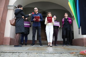 30.09.2025. Kielce. Konferencja partii Razem / Fot. Wiktor Taszłow - Radio Kielce