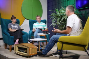 Audycja „Dzień Dobry, to Ja! Rozmowy inne niż wszystkie w Radiu Kielce”. Podróżnik Kuba Witek / Fot. Wiktor Taszłow - Radio Kielce