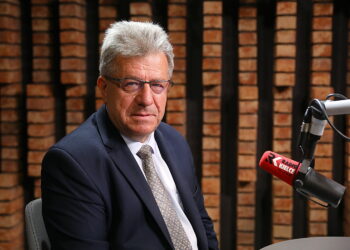 23.09.2025. Radio Kielce. Rozmowa Dnia. Na zdjęciu: Józef Bryk - wojewoda świętokrzyski / Fot. Wiktor Taszłow - Radio Kielce