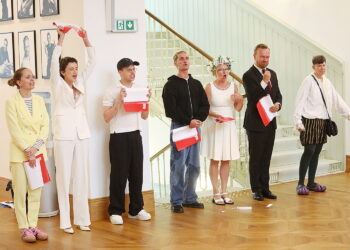 06.09.2025. Kielce. Narodowe Czytanie w Teatrze im. Stefana Żeromskiego / Fot. Wiktor Taszłow - Radio Kielce