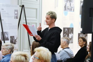 06.09.2025. Kielce. Narodowe Czytanie w Teatrze im. Stefana Żeromskiego / Fot. Wiktor Taszłow - Radio Kielce