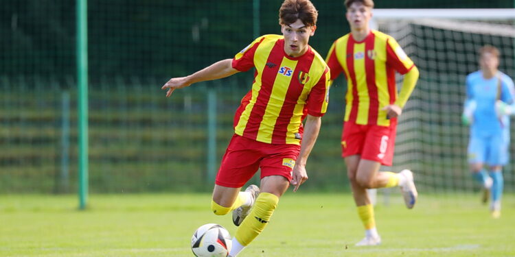 24.09.2025. Kielce. Mecz STS Pucharu Polski Korona II Kielce - Piast Gliwice / Fot. Wiktor Taszłow - Radio Kielce