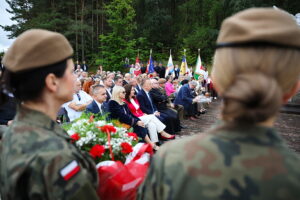 07.09.2025. Polichno. Oddanie hołdu bohaterom II wojny światowej / Fot. Wiktor Taszłow - Radio Kielce