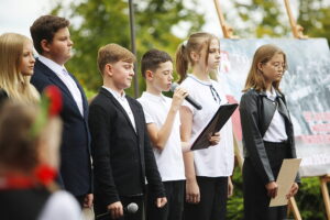 07.09.2025. Polichno. Oddanie hołdu bohaterom II wojny światowej / Fot. Wiktor Taszłow - Radio Kielce