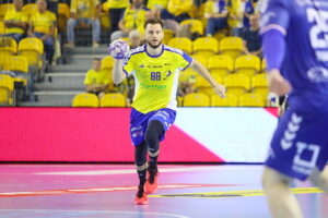 07.09.2025. Kielce. Mecz Industria Kielce - Wybrzeże Gdańsk / Fot. Wiktor Taszłow - Radio Kielce