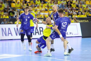 07.09.2025. Kielce. Mecz Industria Kielce - Wybrzeże Gdańsk / Fot. Wiktor Taszłow - Radio Kielce