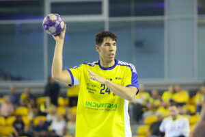 07.09.2025. Kielce. Mecz Industria Kielce - Wybrzeże Gdańsk / Fot. Wiktor Taszłow - Radio Kielce