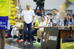 07.09.2025. Kielce. Mecz Industria Kielce - Wybrzeże Gdańsk / Fot. Wiktor Taszłow - Radio Kielce