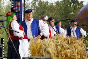 07.09.2025. Tokarnia. Park Etnograficzny. Dożynki wojewódzkie / Fot. Wiktor Taszłow - Radio Kielce