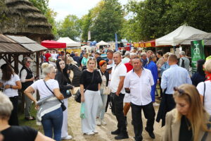 07.09.2025. Tokarnia. Park Etnograficzny. Dożynki wojewódzkie / Fot. Wiktor Taszłow - Radio Kielce