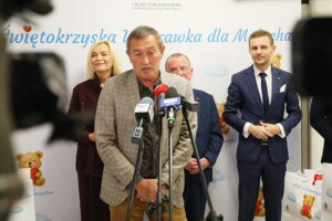 27.09.2025. Kielce. Inauguracja akcji „Wyprawka dla malucha” / Fot. Wiktor Taszłow - Radio Kielce