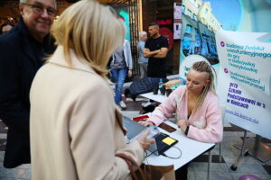 27.09.2025. Kielce. Promocja projektów, które walczą o głosy w tegorocznej edycji Budżetu Obywatelskiego / Fot. Wiktor Taszłow - Radio Kielce