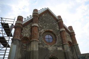 08.09.2025. Morawica. Odbudowana kaplica Oraczewskich / Fot. Wiktor Taszłow - Radio Kielce