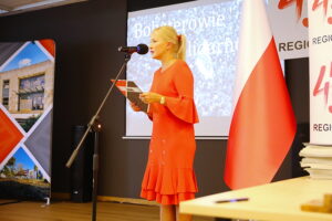 08.09.2025. Kielce. Wojewódzka Biblioteka Publiczna. Wernisaż wystawy: PRZEMILCZANE HISTORIE na znaczkach Poczty Podziemnej z lat osiemdziesiątych XX wieku / Fot. Wiktor Taszłow - Radio Kielce