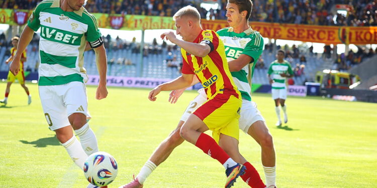 27.09.2025 Kielce. Mecz Korona Kielce - Lechia Gdańsk / Fot. Wiktor Taszłow - Radio Kielce