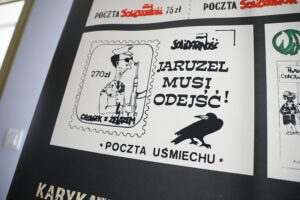08.09.2025. Kielce. Wojewódzka Biblioteka Publiczna. Wernisaż wystawy: PRZEMILCZANE HISTORIE na znaczkach Poczty Podziemnej z lat osiemdziesiątych XX wieku / Fot. Wiktor Taszłow - Radio Kielce